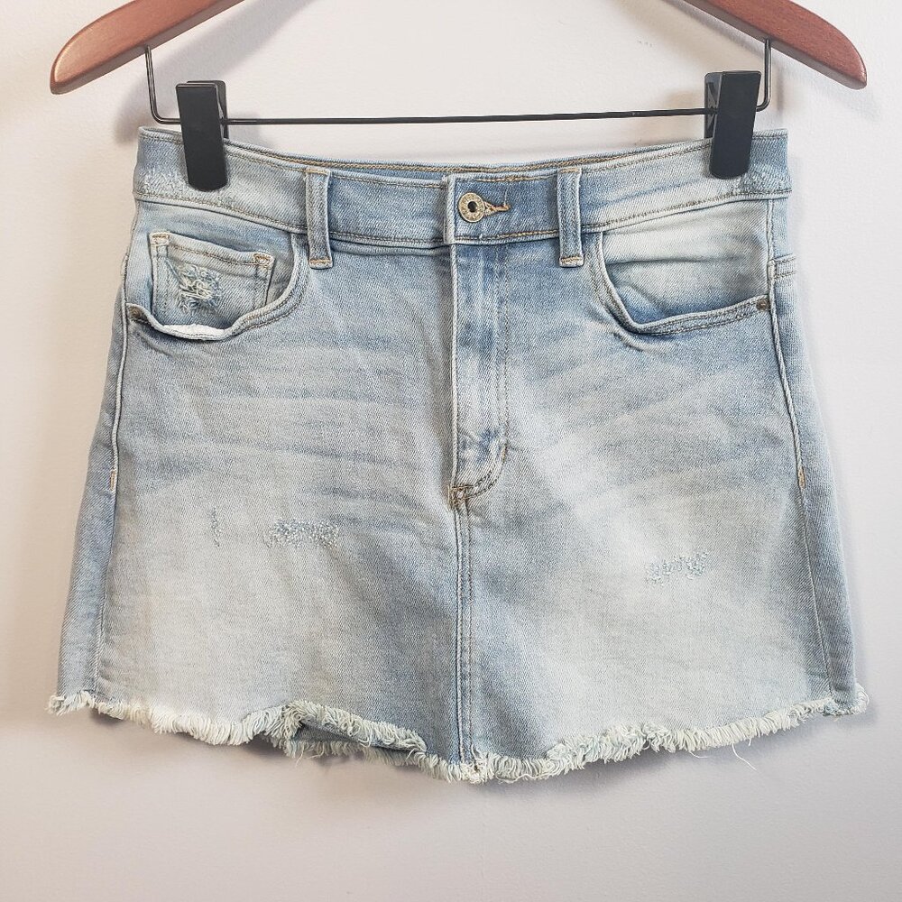 Sneak Peek A-Line Denim Skirt Women's Size M Blue 5-Pocket Fringed Hem / A286
